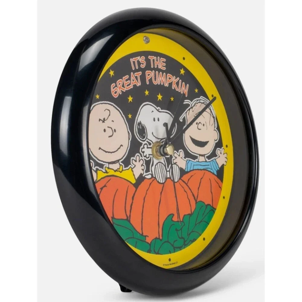 Round Plastic Spooky Sound Wall Clock (8